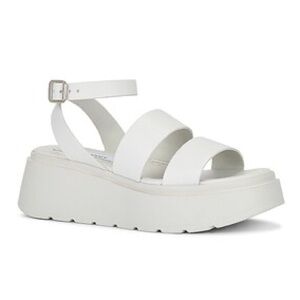 Steve Madden Leather sandal worn once